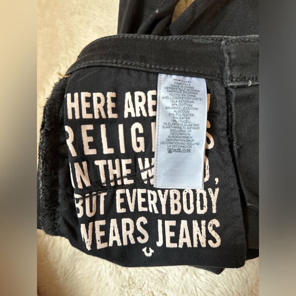 True Religion Halle Mid Rise Super Skinny Jean in Black NWOT - Picture 5 of 5